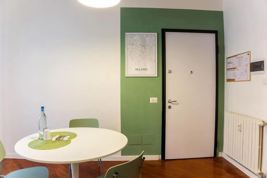 Green House - 20 Min From Milan Center, Free Wifi And Private Parking Lägenhet